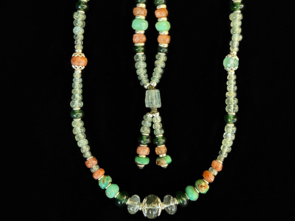 Row Aquamarine Necklace with Sunstone