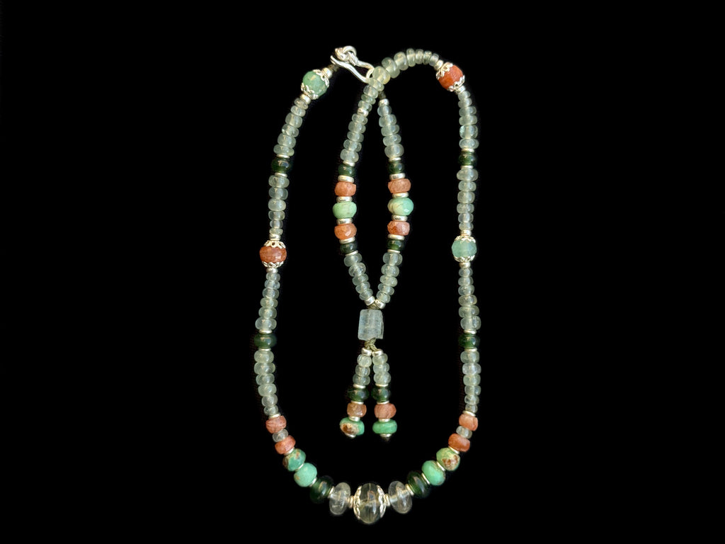 Row Aquamarine Necklace with Sunstone